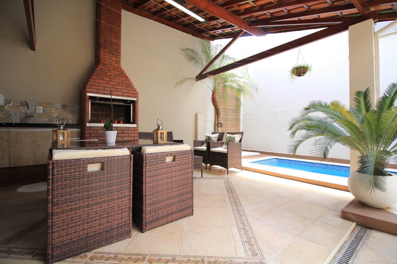 Casa Residencial à venda no bairro Jardim Elisa Fumagalli: PISCINA / ESPAÇO GOURMET