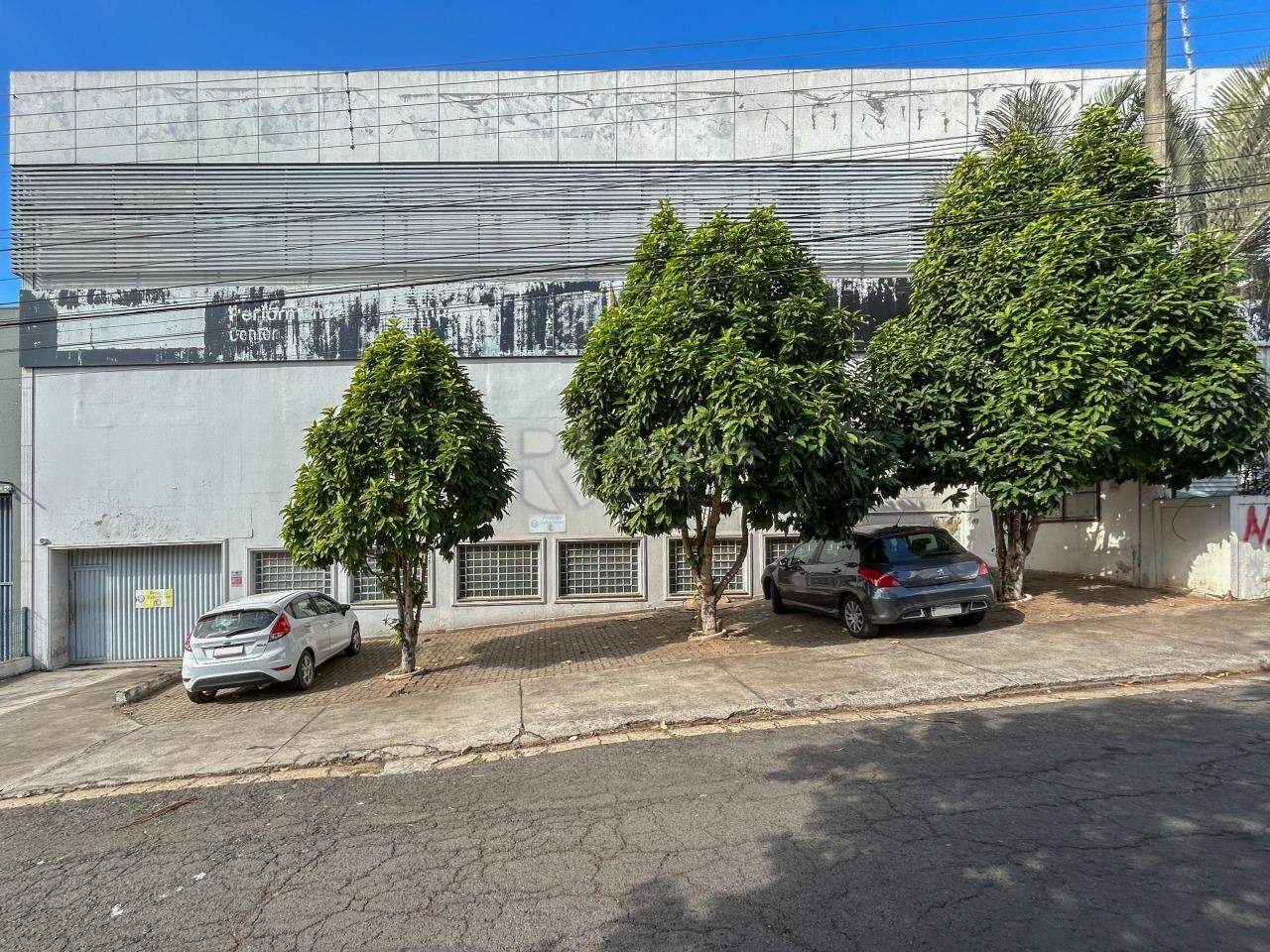 Barracão/Galpão para aluguel no bairro Jardim Nereide: Fachada 