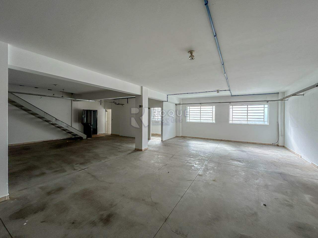 Barracão/Galpão para aluguel no bairro Jardim Nereide: Salão 4 subsolo 
