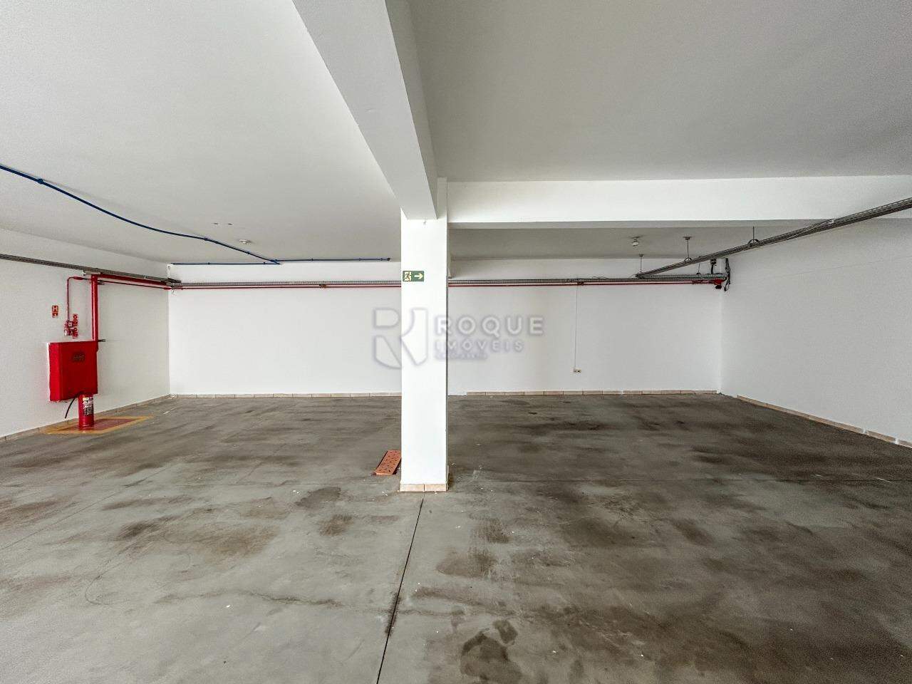 Barracão/Galpão para aluguel no bairro Jardim Nereide: Salão 4 subsolo 