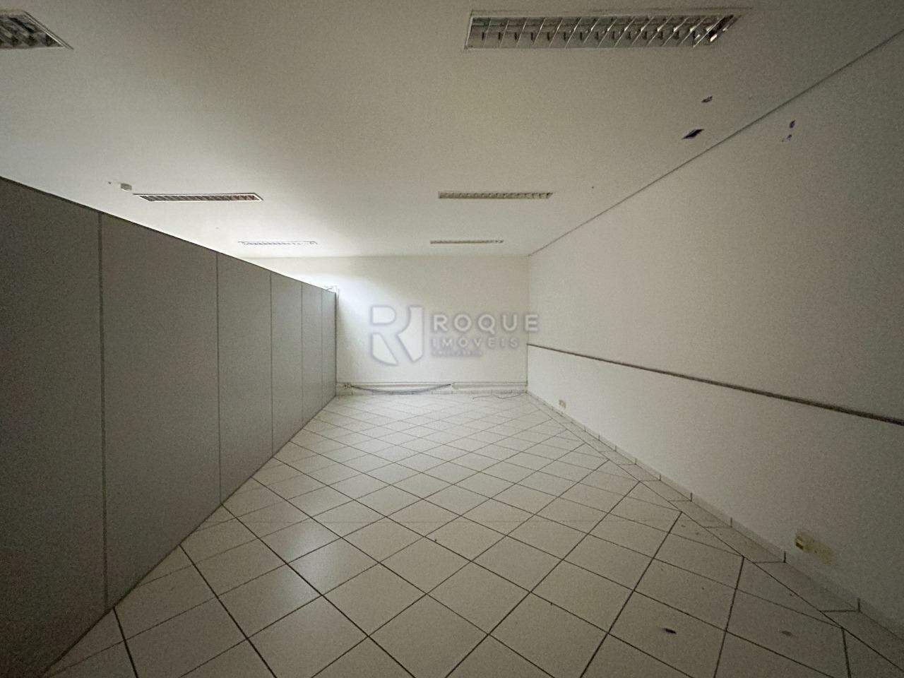 Barracão/Galpão para aluguel no bairro Jardim Nereide: Sala segundo andar 