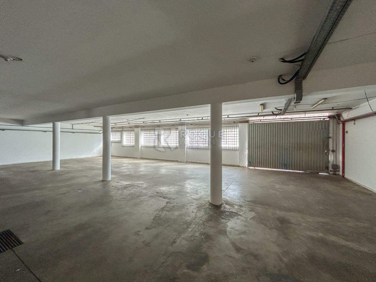 Barracão/Galpão para aluguel no bairro Jardim Nereide: Salão 3 subsolo 