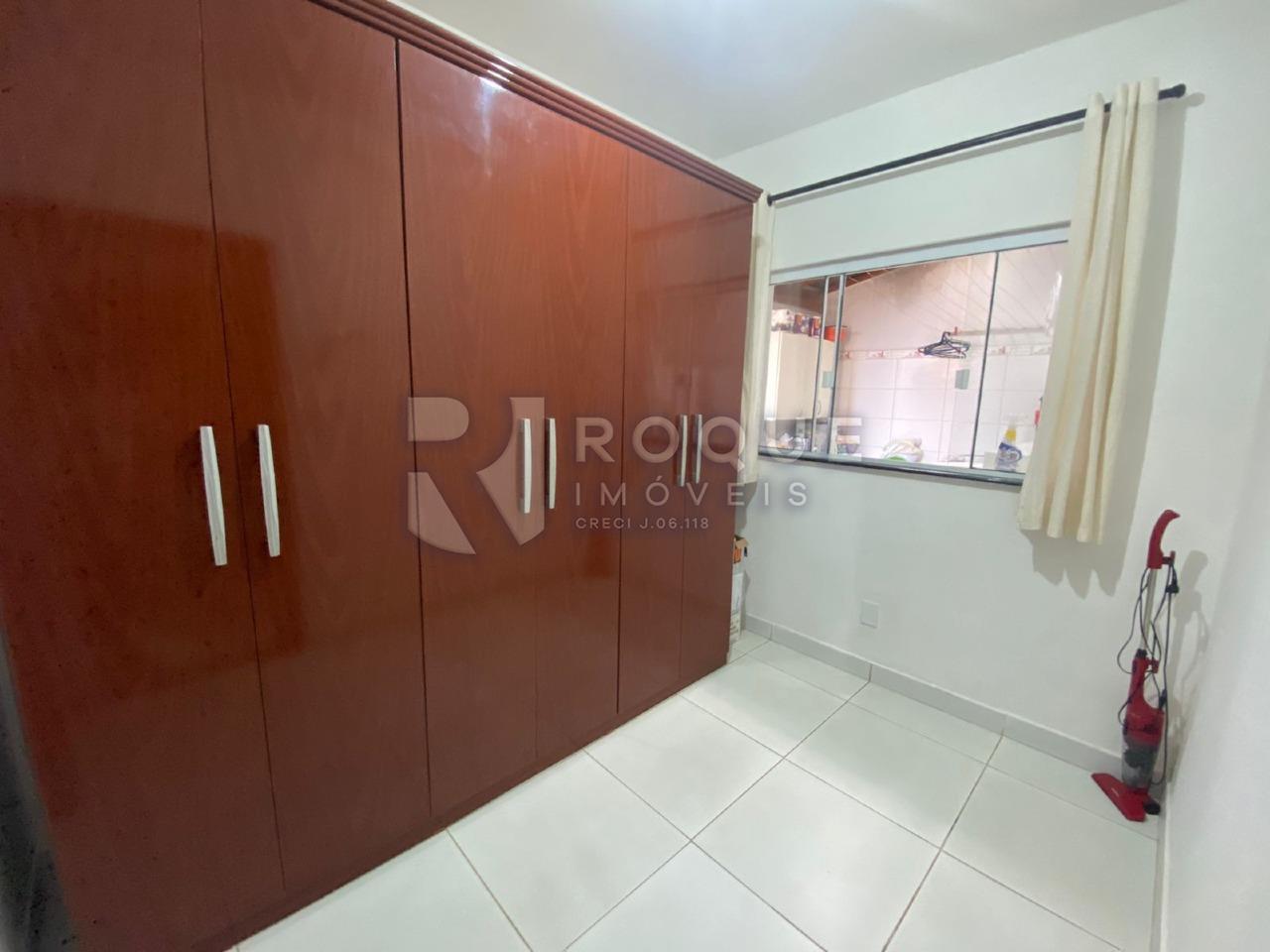 Casa Residencial à venda no bairro Jardim Presidente Dutra: QUARTO 03