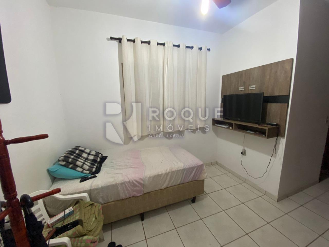 Casa Residencial à venda no bairro Jardim Presidente Dutra: QUARTO CASA ANEXA