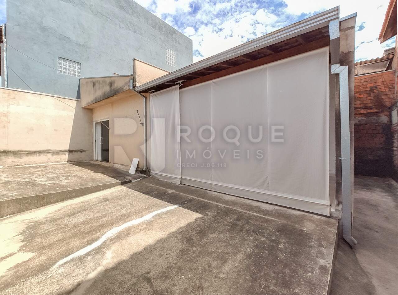 Casa Residencial para aluguel no bairro Jardim Ouro Verde: Frente 