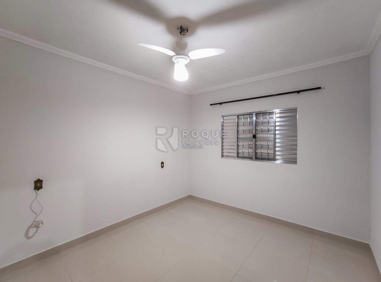 Casa Residencial para aluguel no bairro Jardim Ouro Verde: Dormitório 1