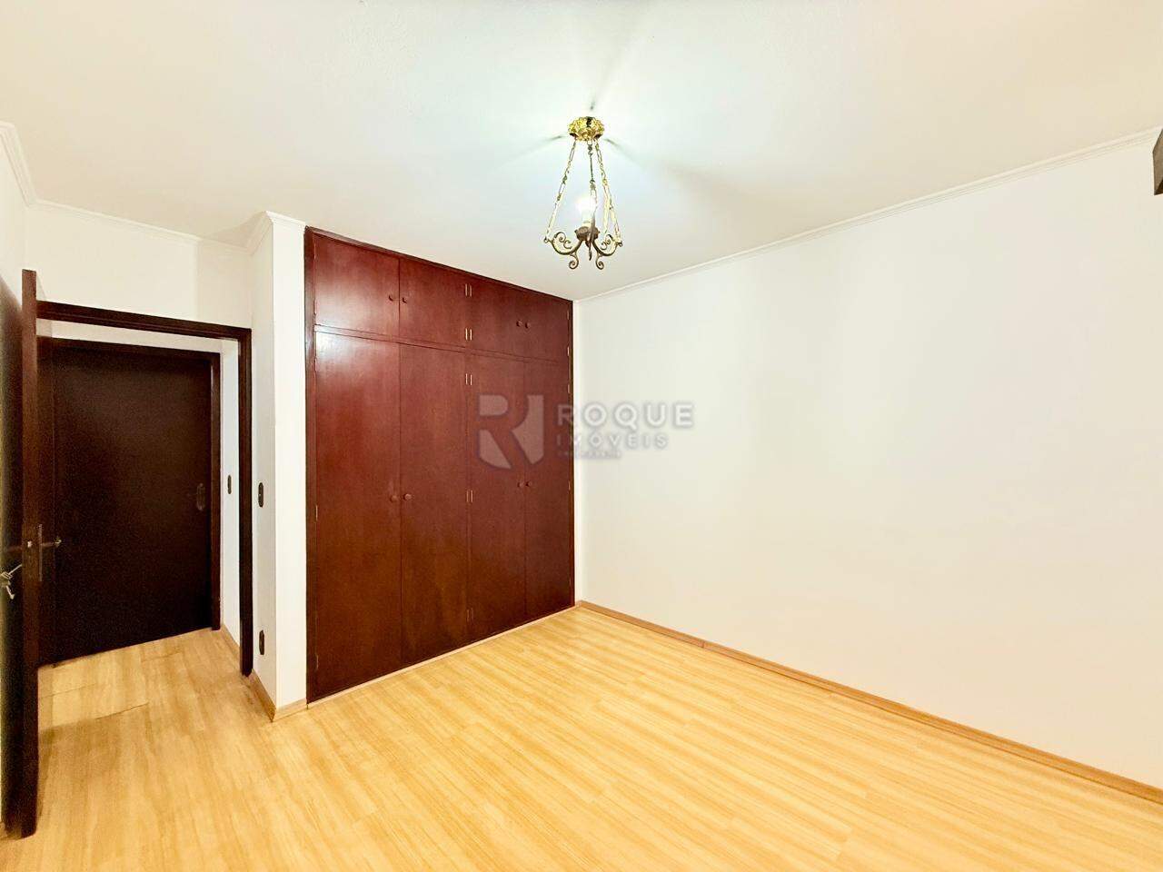Apartamento para aluguel no bairro Centro: Dormitório 02