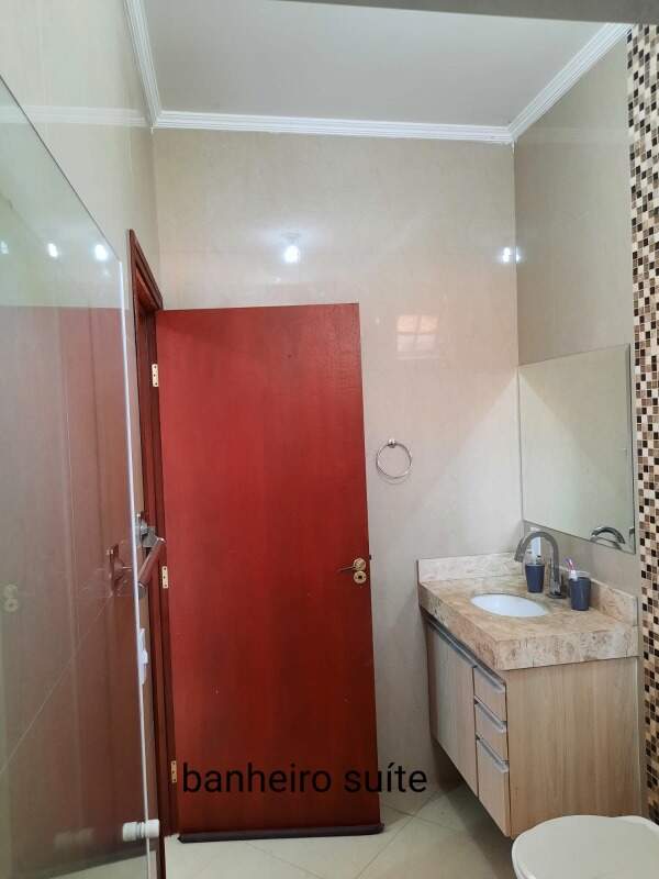 Casa Residencial à venda no bairro Tatu: 