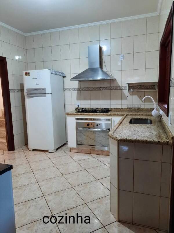 Casa Residencial à venda no bairro Tatu: 