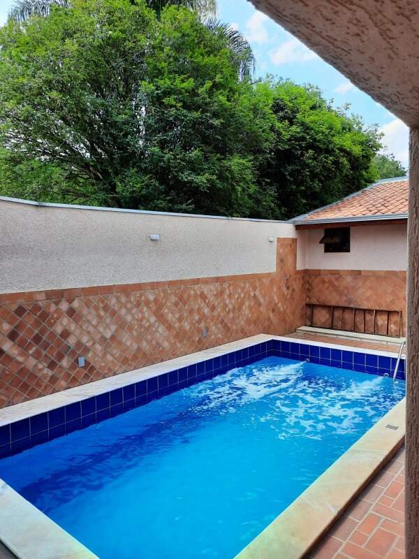 Casa Residencial à venda no bairro Tatu: 