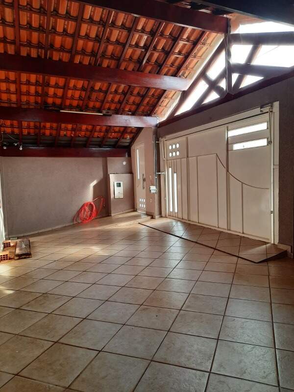 Casa Residencial à venda no bairro Tatu: 