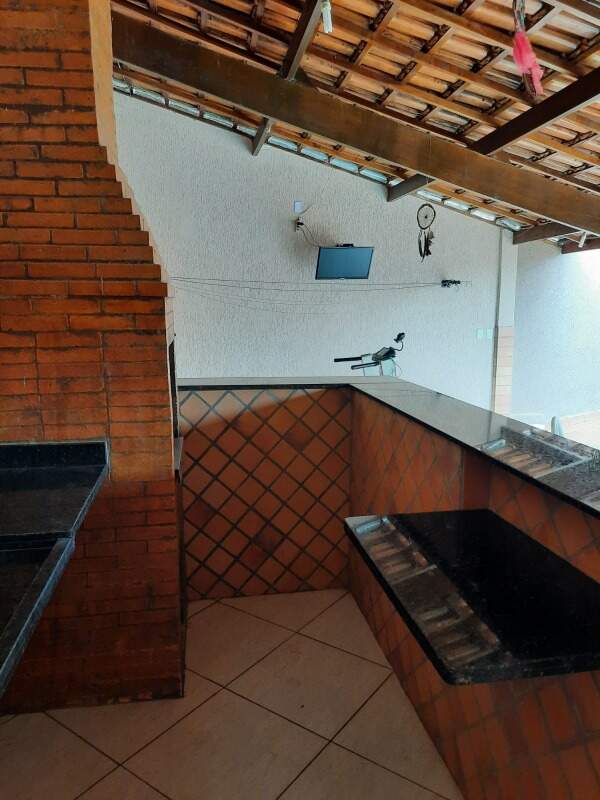 Casa Residencial à venda no bairro Tatu: 