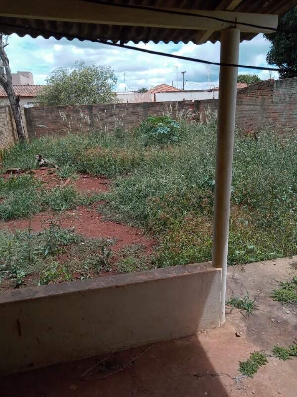 Casa Residencial à venda no bairro CENTRO: 