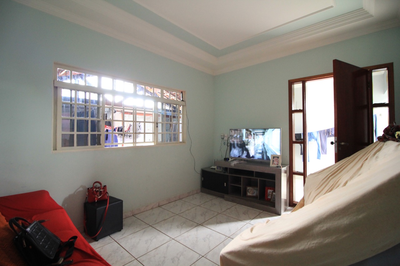 Casa Residencial à venda no bairro Jardim Residencial Regina Bastelli: 