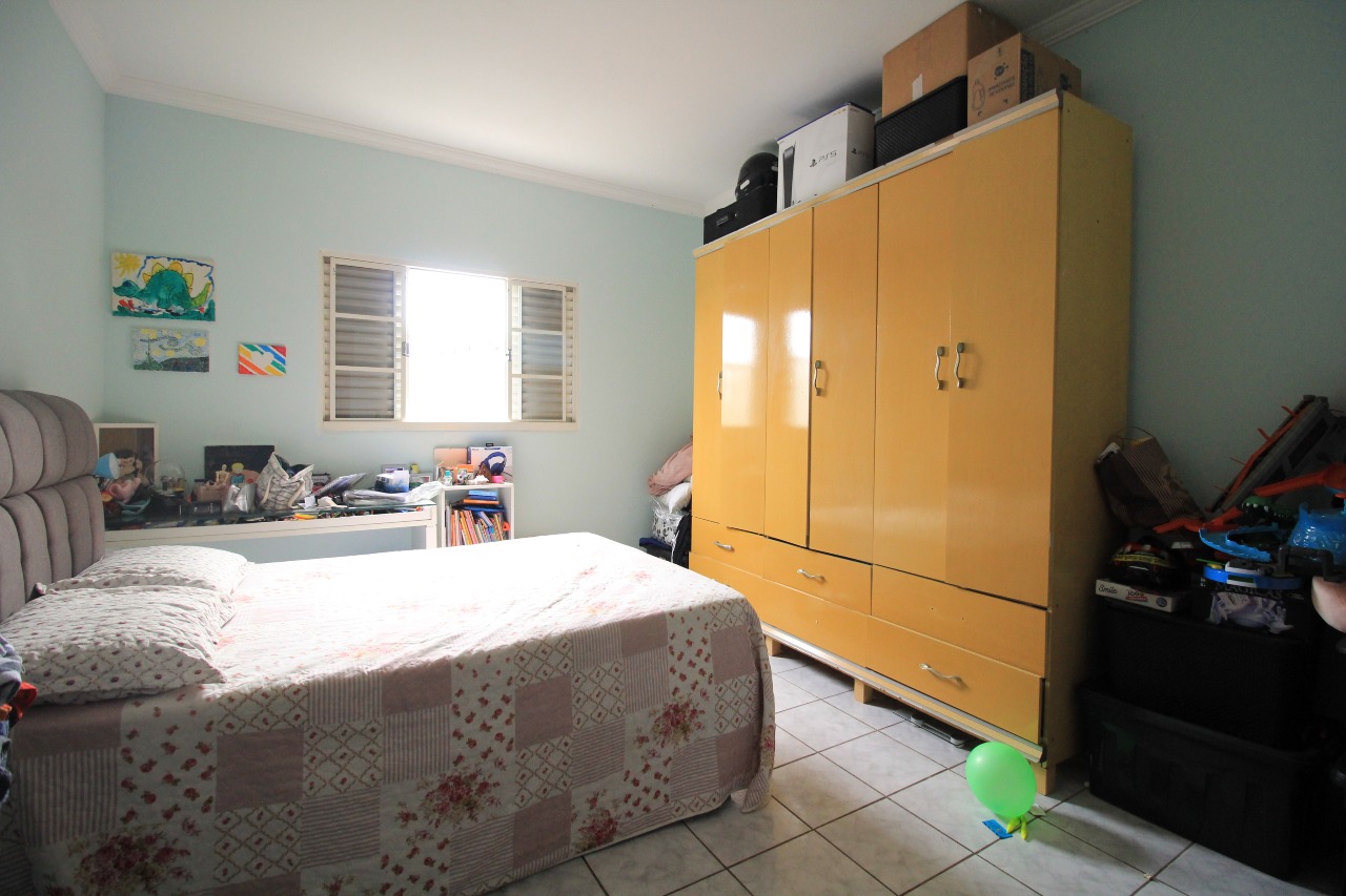 Casa Residencial à venda no bairro Jardim Residencial Regina Bastelli: 