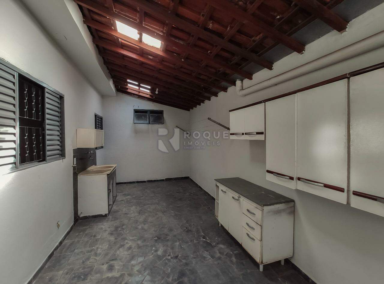 Casa Residencial para aluguel no bairro Jardim São Lourenço: Área de serviço 