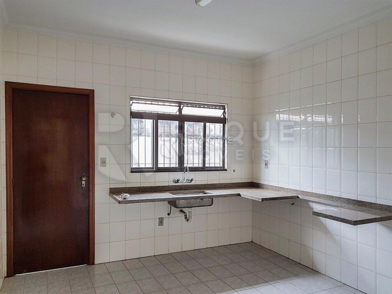 Casa Residencial à venda no bairro Jardim São Paulo: 