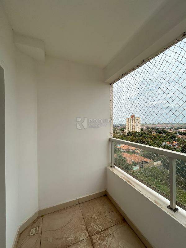 Apartamento para aluguel no bairro Chácaras Antonieta: 