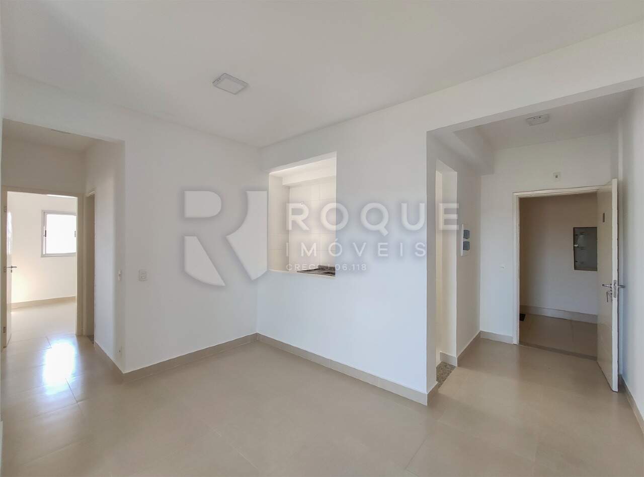 Apartamento para aluguel no bairro Chácaras Antonieta: Sala 