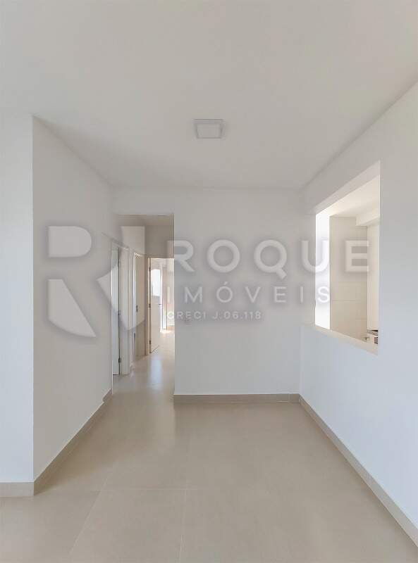 Apartamento para aluguel no bairro Chácaras Antonieta: Sala 