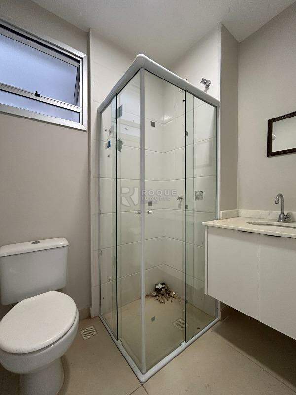 Apartamento para aluguel no bairro Chácaras Antonieta: WC social