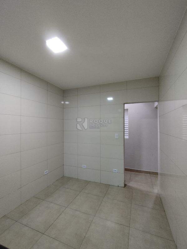 Casa Residencial para aluguel no bairro Conjunto Habitacional Tancredo Neves: Cozinha 