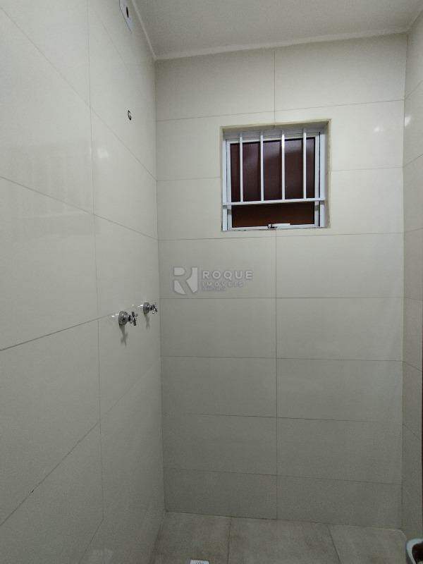 Casa Residencial para aluguel no bairro Conjunto Habitacional Tancredo Neves: WC 1