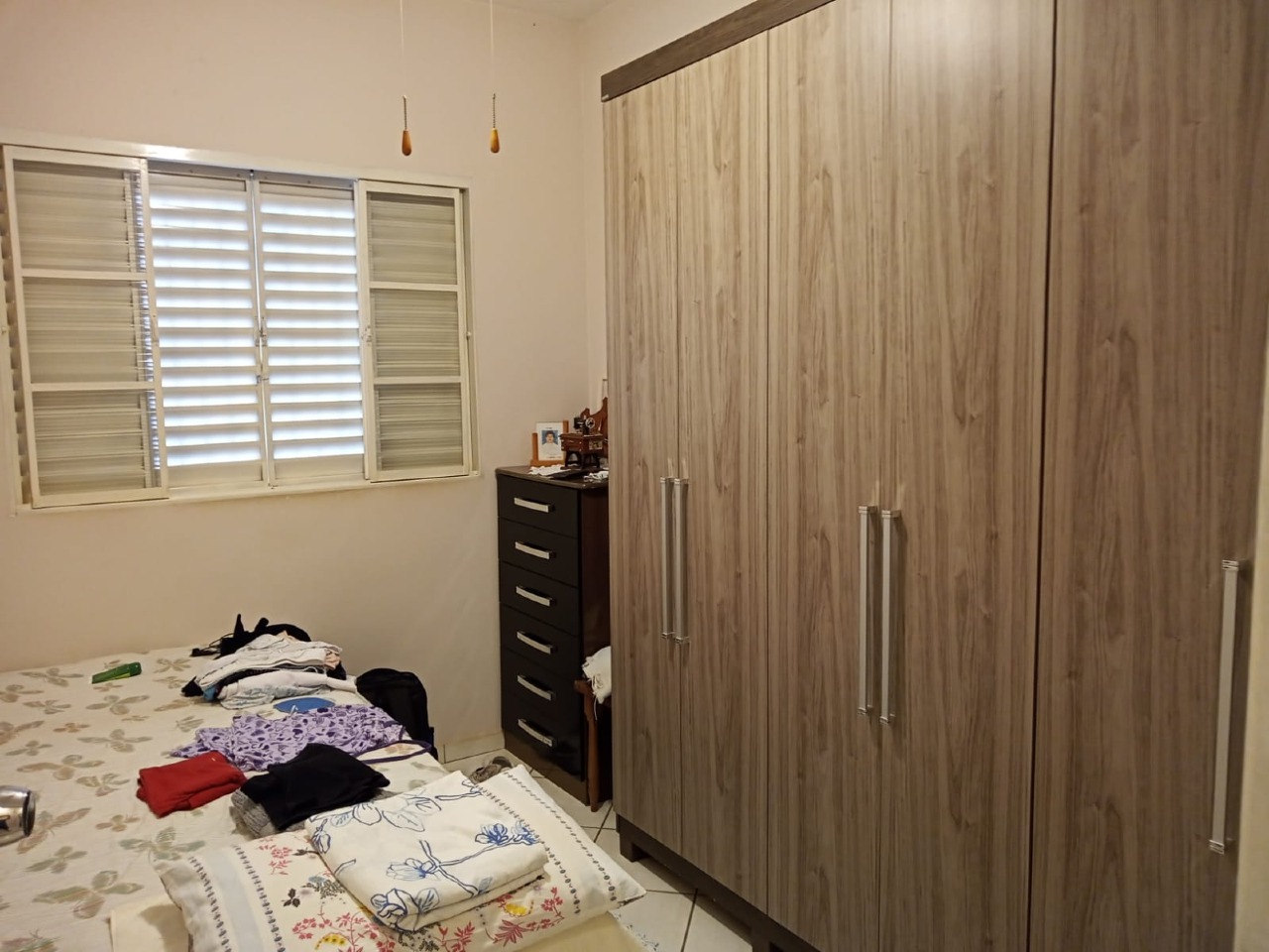 Casa Residencial à venda no bairro Vila Queiroz: CASA 1 DORM 2