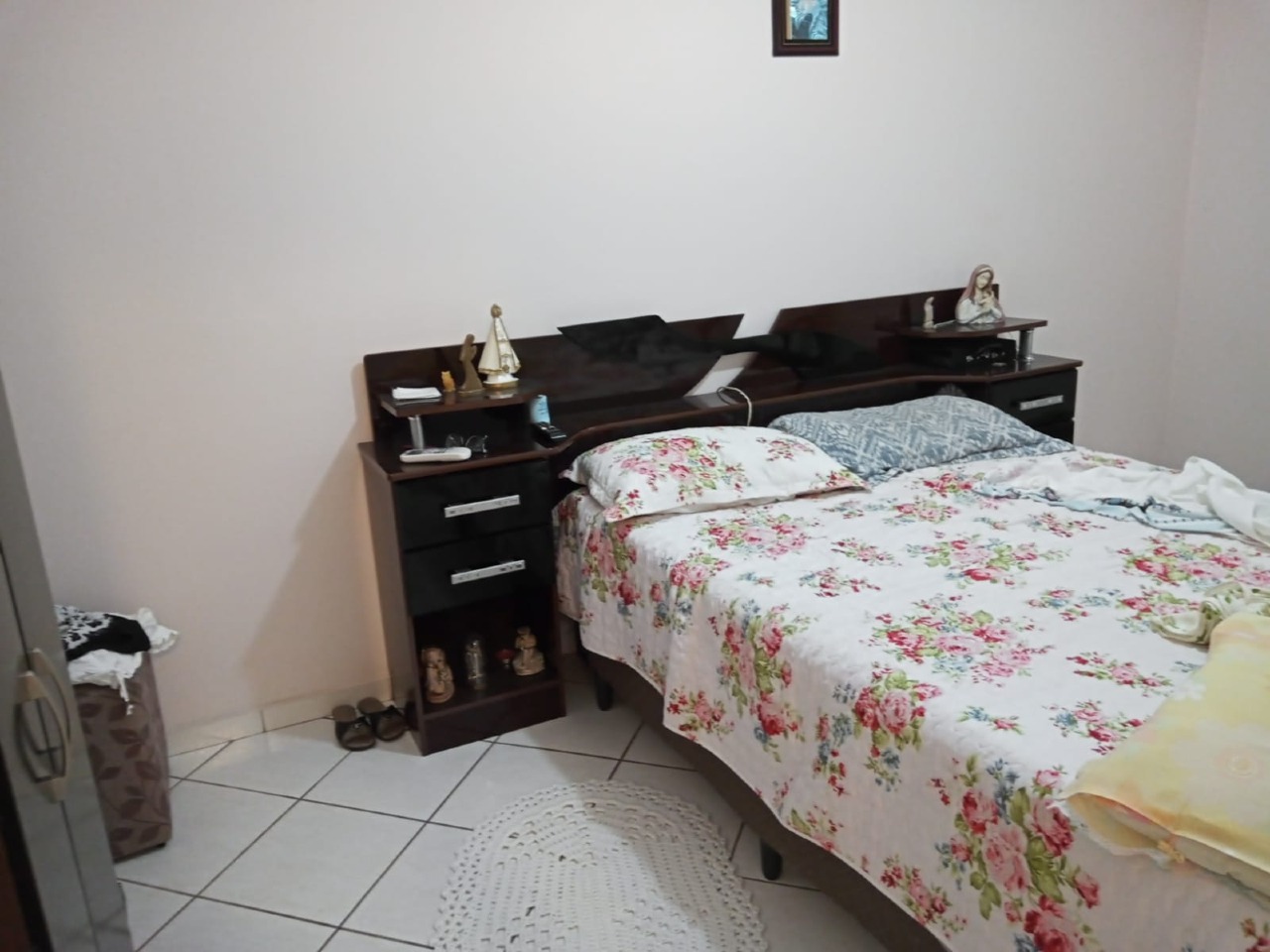 Casa Residencial à venda no bairro Vila Queiroz: CASA 1 DORM 1