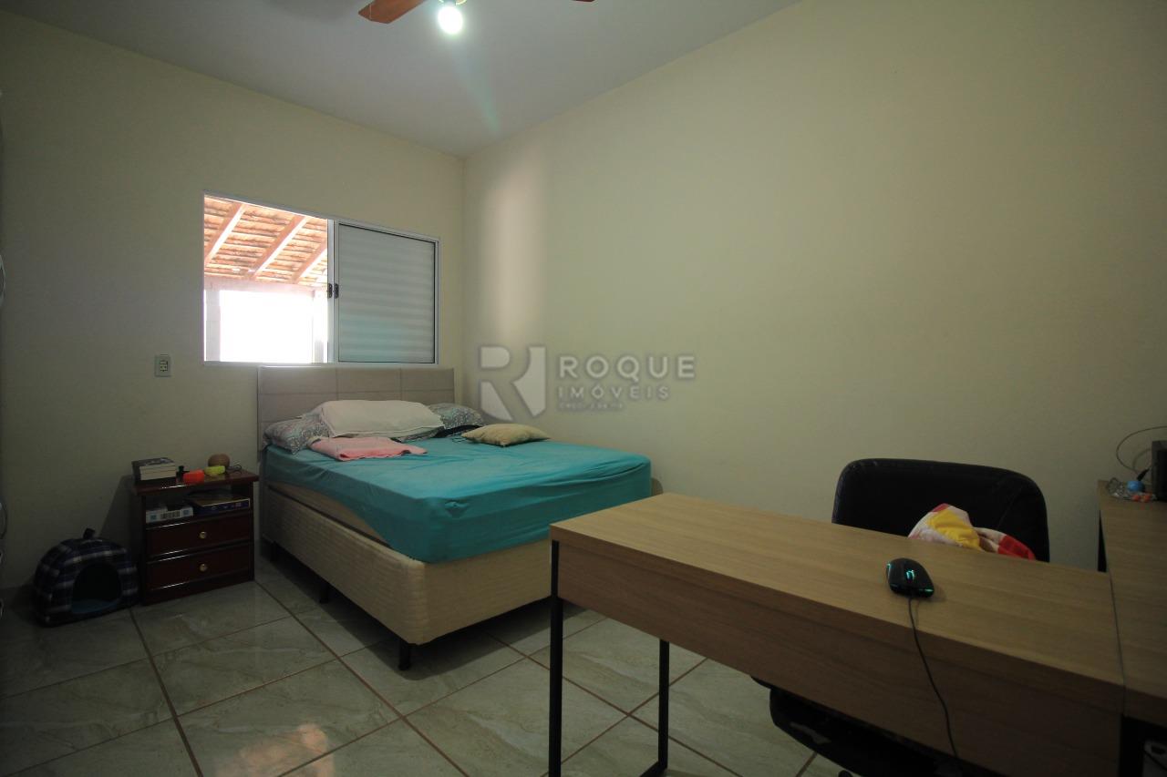 Casa Residencial à venda no bairro Vila Queiroz: CASA 2 - DORM1