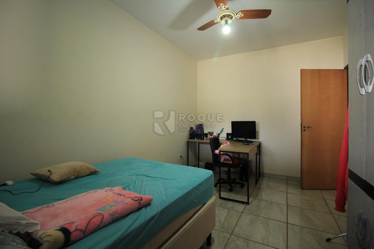 Casa Residencial à venda no bairro Vila Queiroz: CASA 2 - DORM1