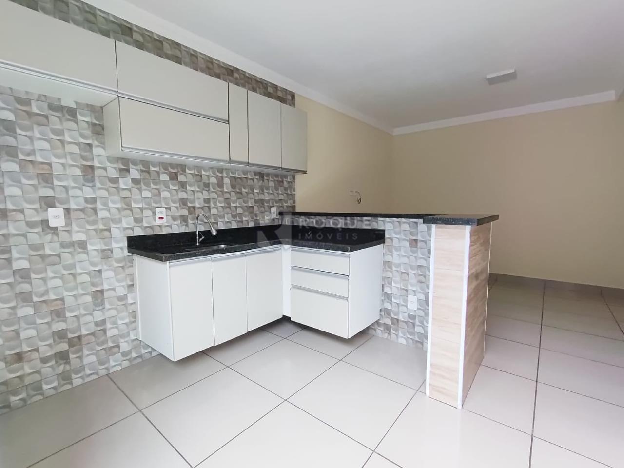 Casa Residencial para aluguel no bairro Jardim Residencial Graminha III: COZINHA