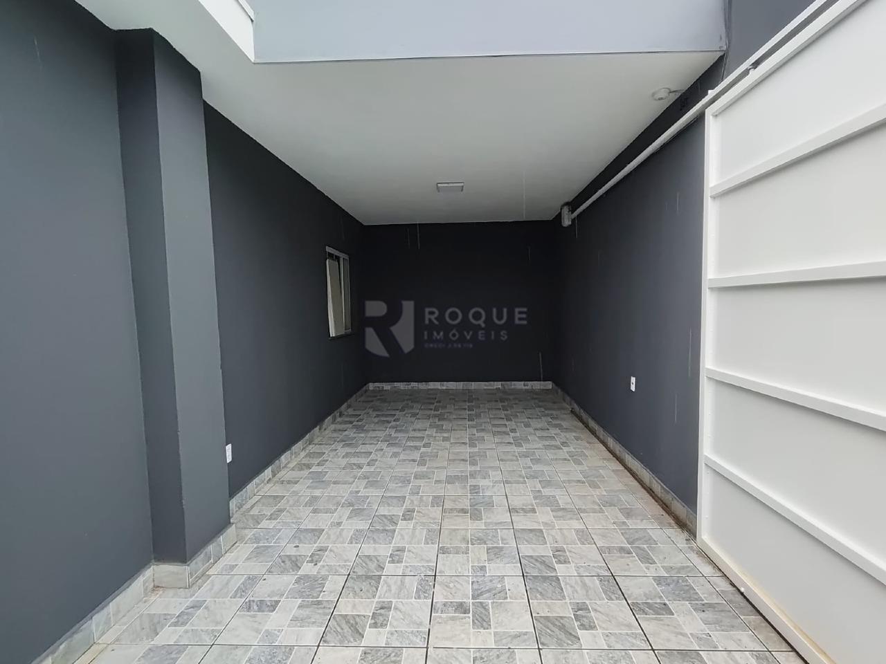 Casa Residencial para aluguel no bairro Jardim Residencial Graminha III: GARAGEM