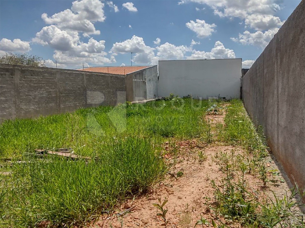 Terreno para aluguel no bairro Vila Cristovam: Terreno