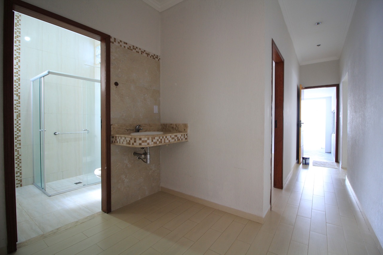 Casa Residencial à venda no bairro Jardim Santa Cecília: BANHEIRO