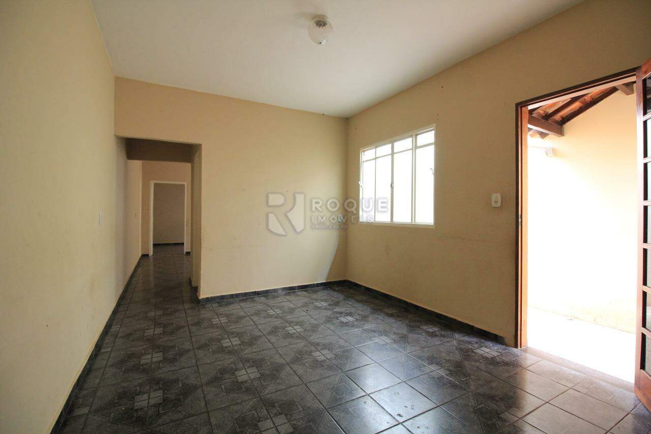 Casa Residencial à venda no bairro Jardim Herminio de Marchi: SALA