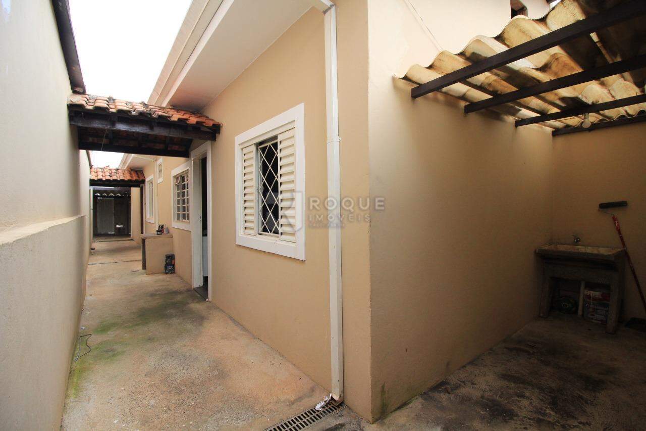 Casa Residencial à venda no bairro Jardim Herminio de Marchi: CORREDOR LATERAL