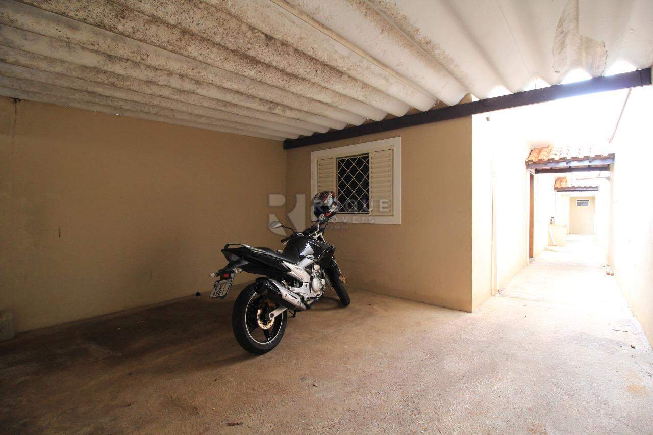 Casa Residencial à venda no bairro Jardim Herminio de Marchi: GARAGEM