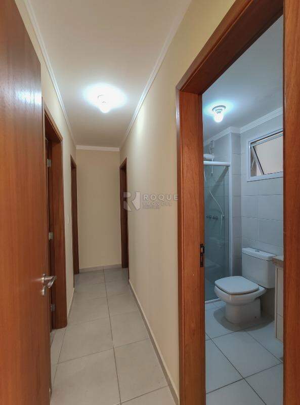 Apartamento para aluguel no bairro Centro: Hall 
