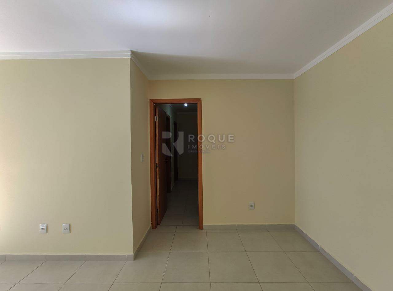 Apartamento para aluguel no bairro Centro: Sala 