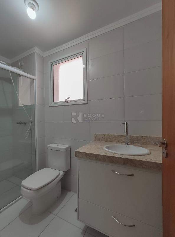 Apartamento para aluguel no bairro Centro: WC suíte 