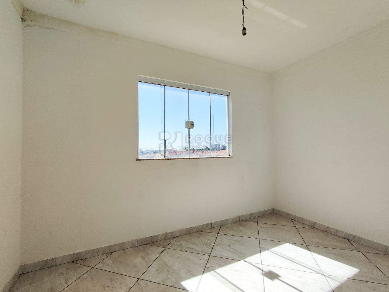 Casa Residencial à venda no bairro Vila Cristovam: DORMITÓRIO 3 PISO SUPERIOR