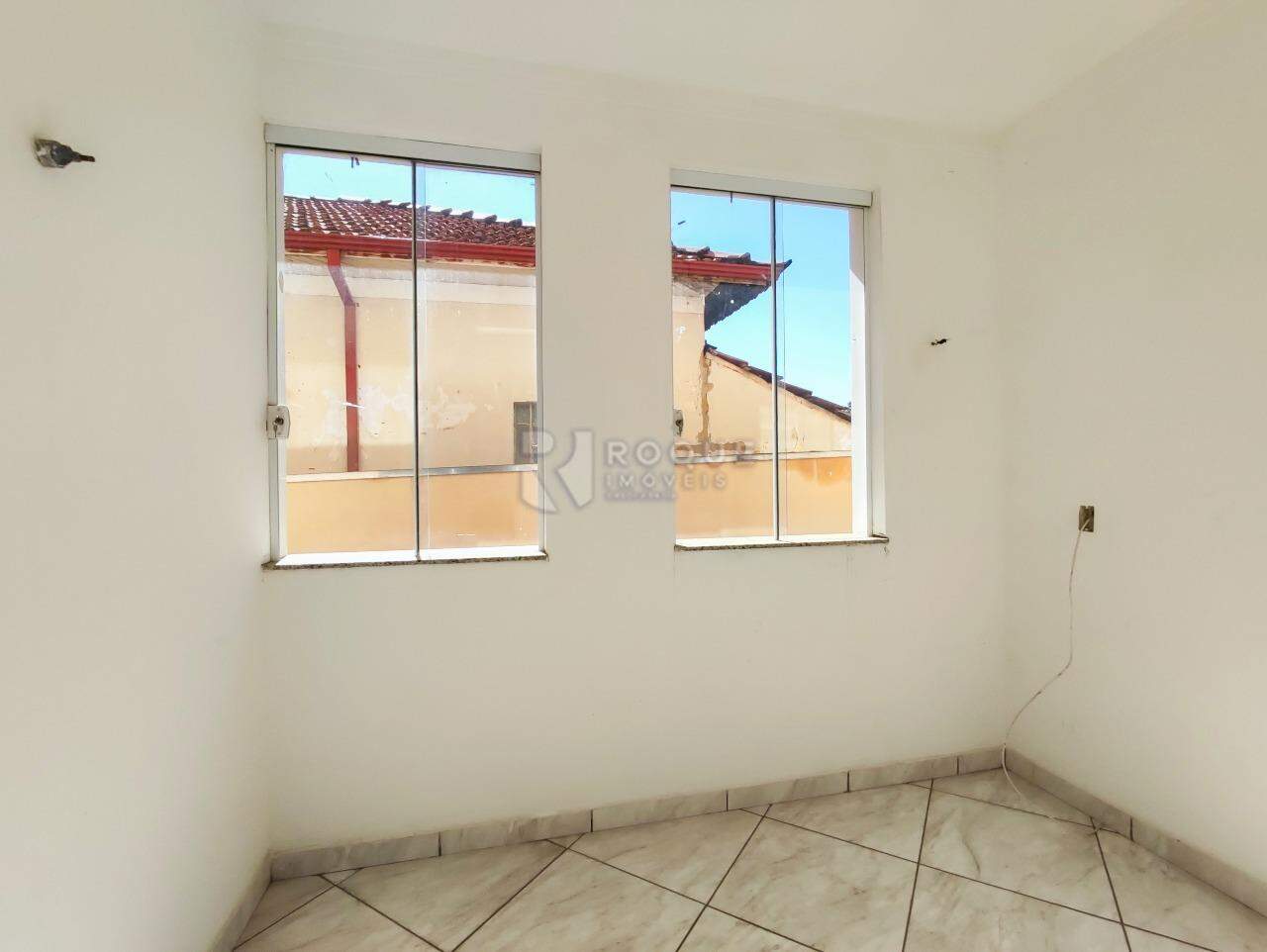 Casa Residencial à venda no bairro Vila Cristovam: DORMITÓRIO 1