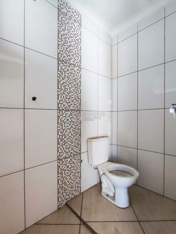 Casa Residencial à venda no bairro Vila Cristovam: BANHEIRO SOCIAL