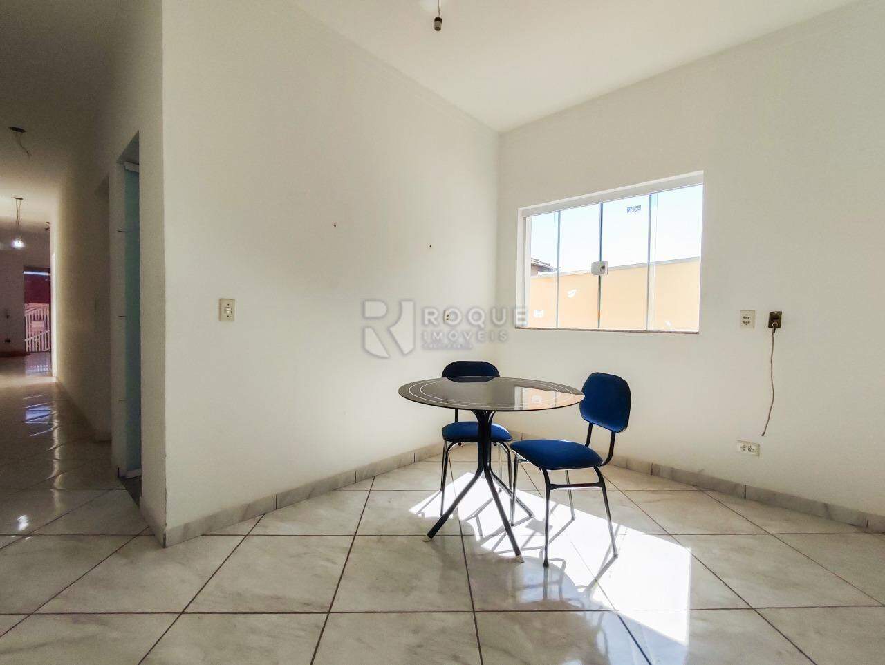 Casa Residencial à venda no bairro Vila Cristovam: COPA