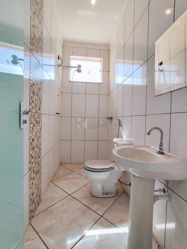 Casa Residencial à venda no bairro Vila Cristovam: BANHEIRO SOCIAL