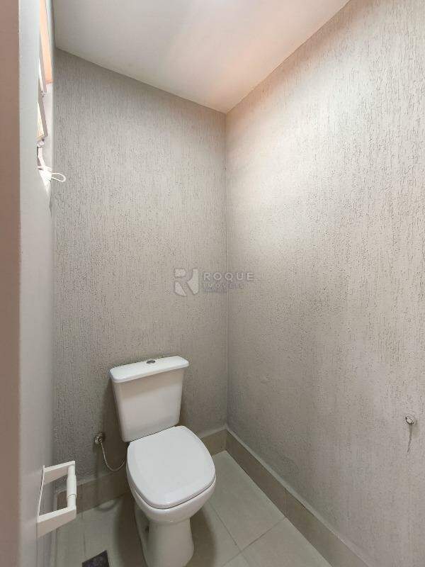 Casa Residencial à venda no bairro Parque Real: BANHEIRO SOCIAL 2