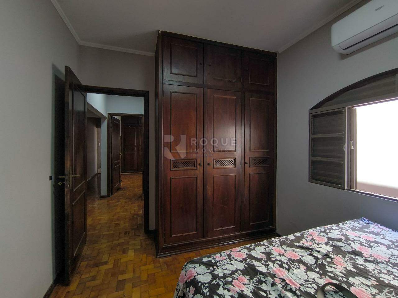 Casa Residencial à venda no bairro Parque Real: DORMITÓRIO 1