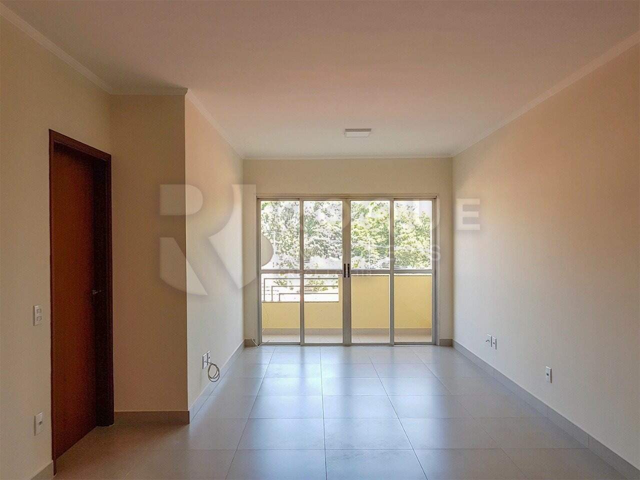 Apartamento à venda no bairro Vila Cidade Jardim: Sala