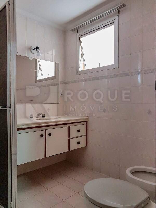 Apartamento à venda no bairro Vila Cidade Jardim: WC suíte 